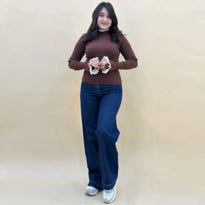 Large femme pivoine brut