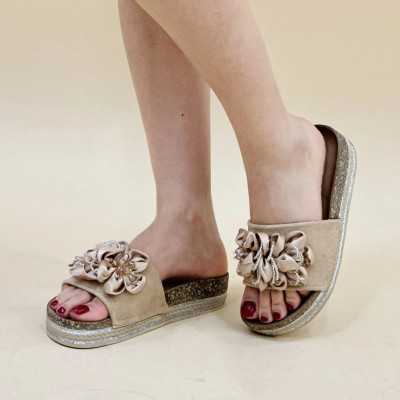 Claquette femme trends