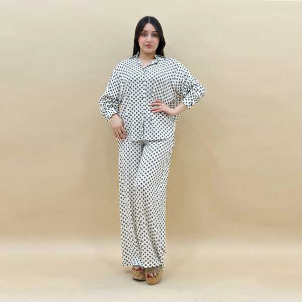 Ensemble Femme whiteapp