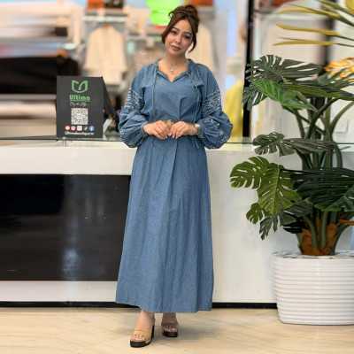 Robe broderie pivoine
