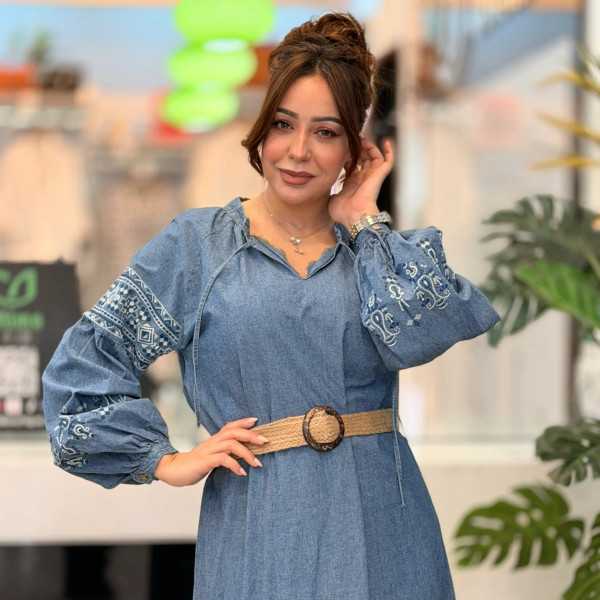 Robe broderie pivoine