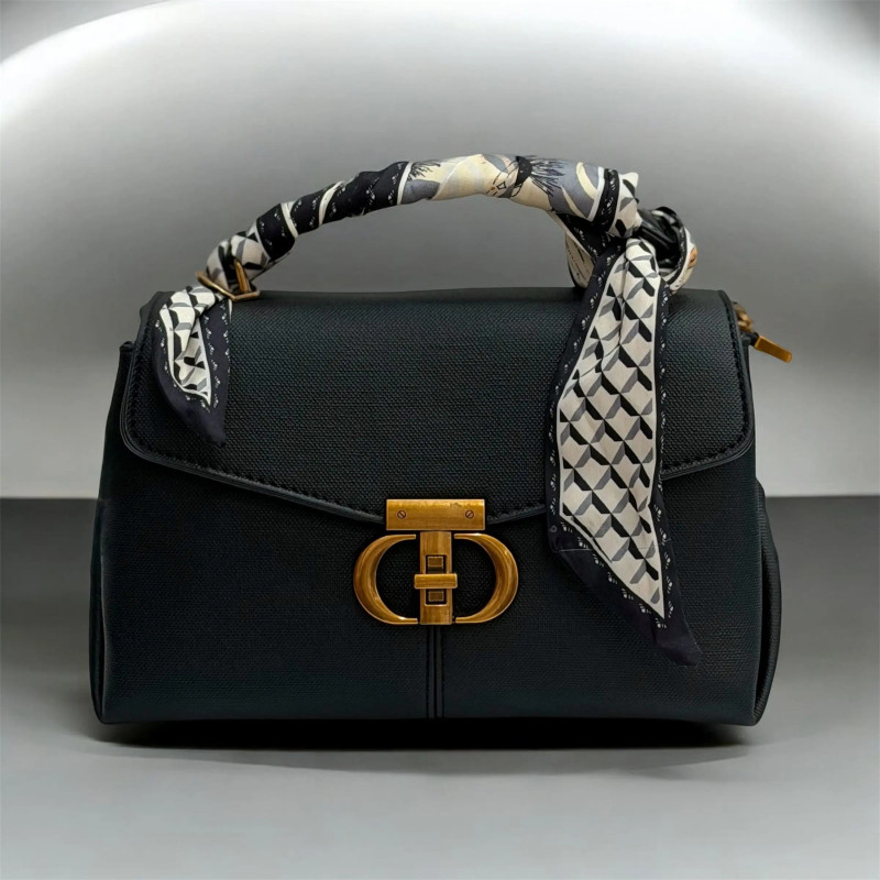 Sac à main avec foulard